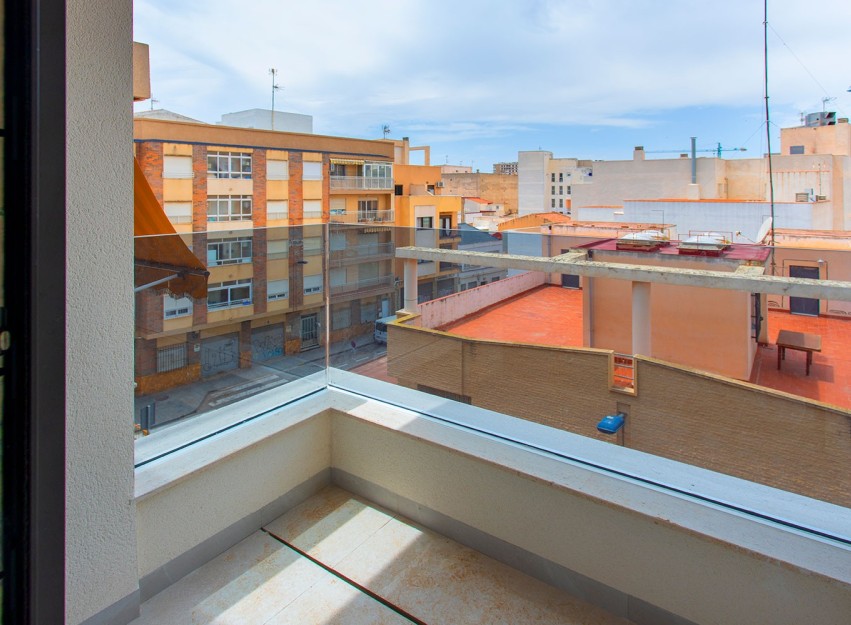 Herverkoop - Apartment - Torrevieja - Playa del Cura
