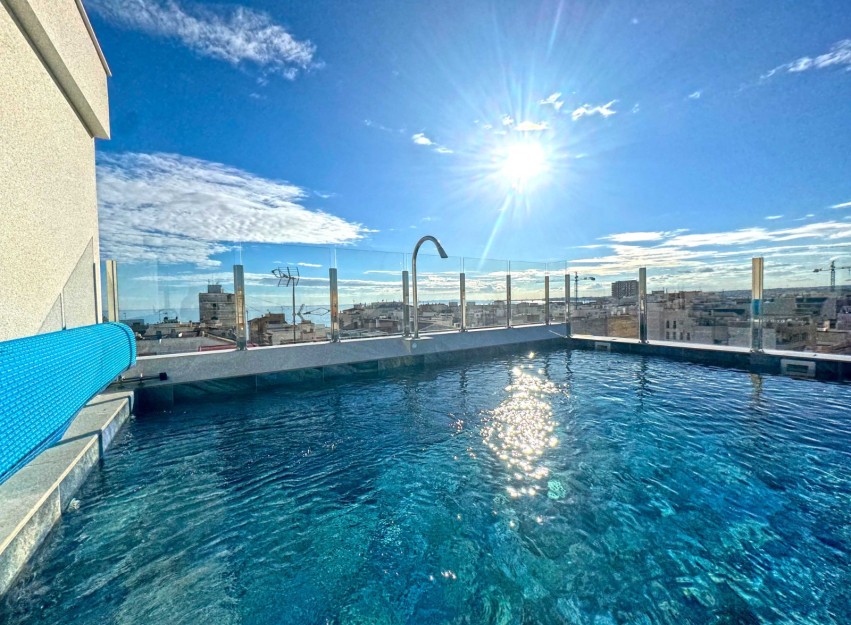 Herverkoop - Apartment - Torrevieja - Playa del Cura
