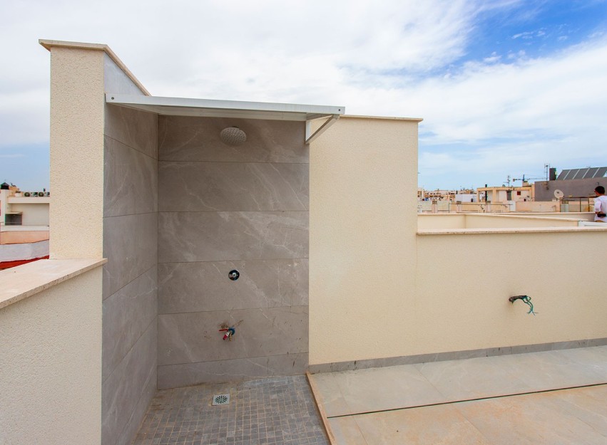 Herverkoop - Apartment - Torrevieja - Playa del Cura