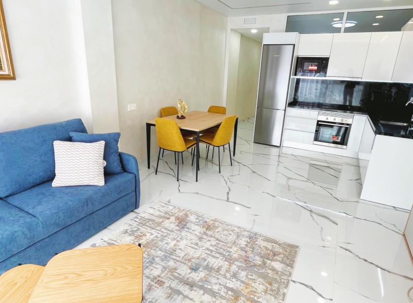 Herverkoop - Apartment - Torrevieja - Playa del Cura