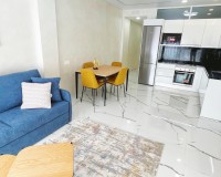 Herverkoop - Apartment - Torrevieja - Playa del Cura