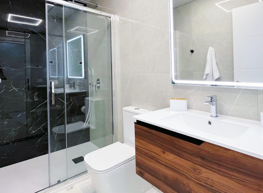 Herverkoop - Apartment - Torrevieja - Playa del Cura
