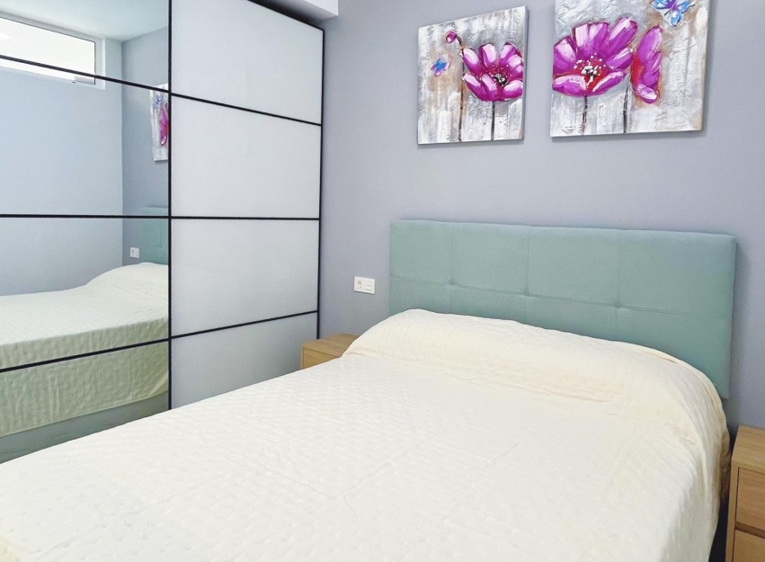 Herverkoop - Apartment - Torrevieja - Playa del Cura