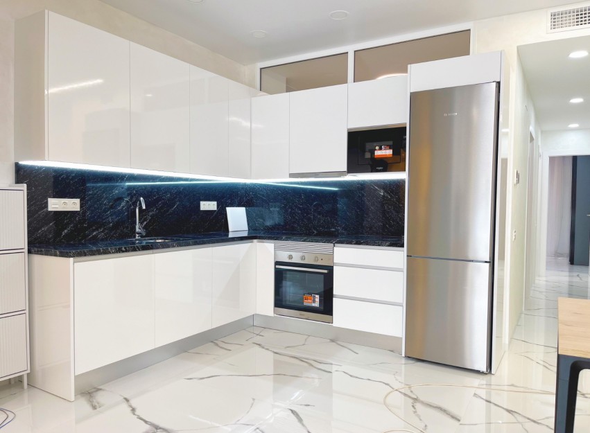 Herverkoop - Apartment - Torrevieja - Playa del Cura