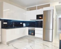 Herverkoop - Apartment - Torrevieja - Playa del Cura