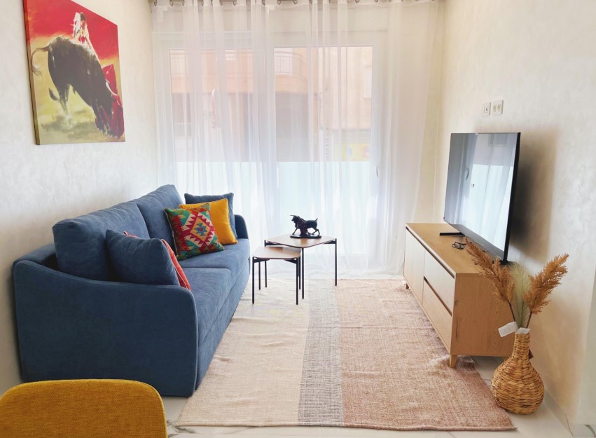 Herverkoop - Apartment - Torrevieja - Playa del Cura