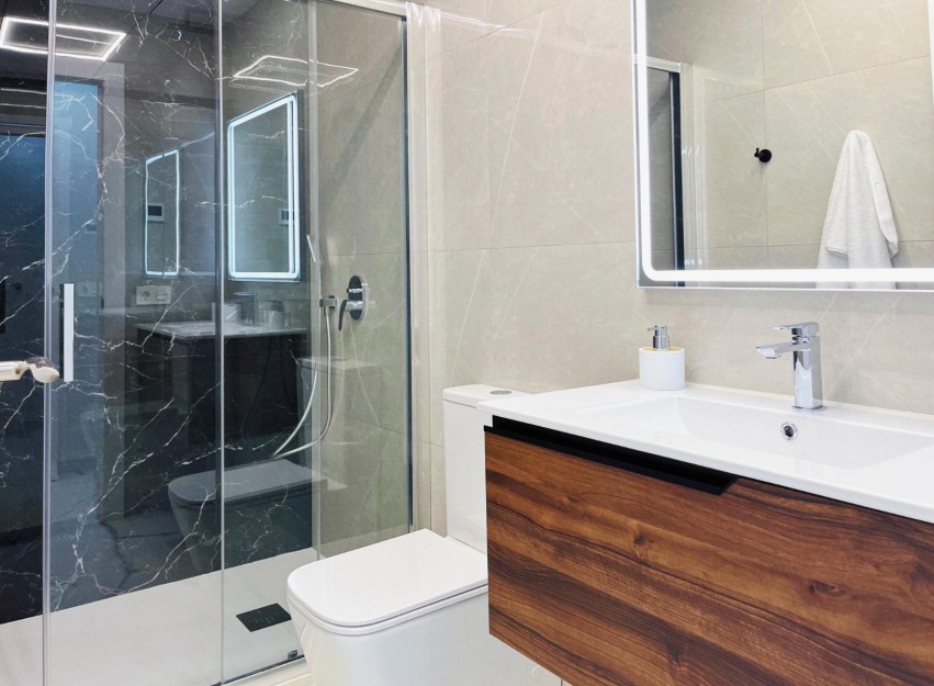 Herverkoop - Apartment - Torrevieja - Playa del Cura