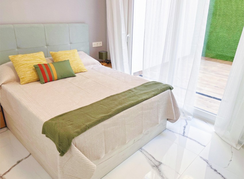 Herverkoop - Apartment - Torrevieja - Playa del Cura