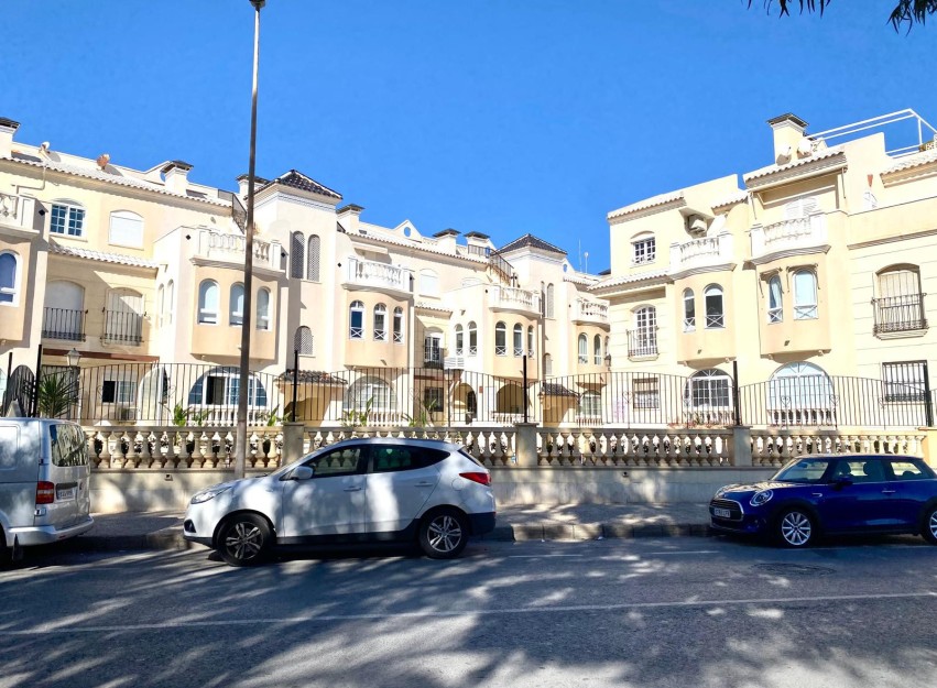 Herverkoop - Apartment - Torrevieja - Playa Los Locos