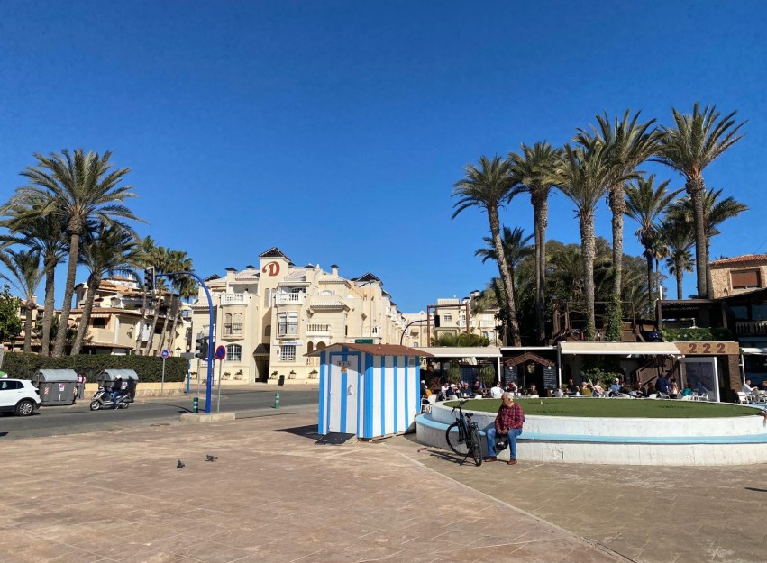 Herverkoop - Apartment - Torrevieja - Playa Los Locos