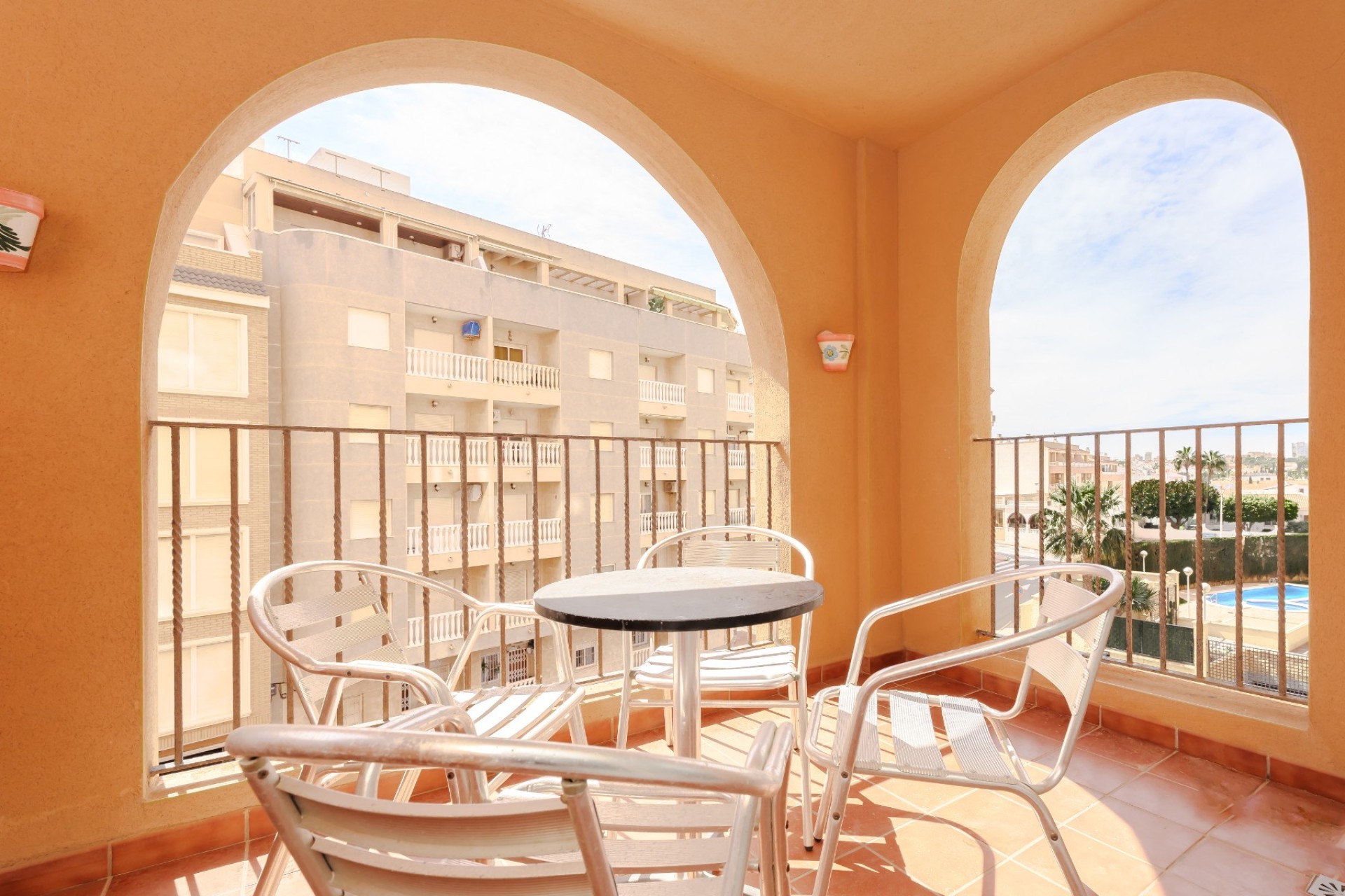 Herverkoop - Apartment - Torrevieja - Playa Los Locos