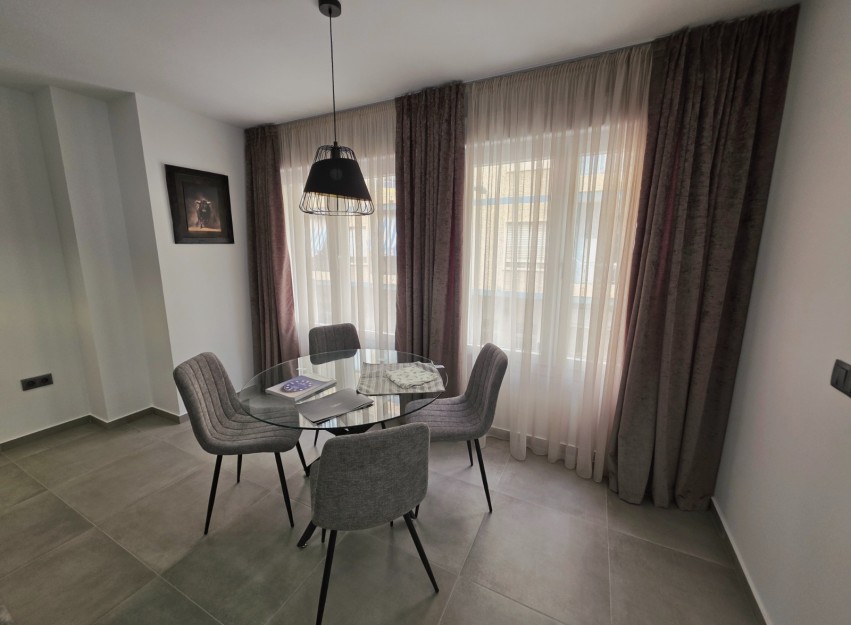 Herverkoop - Apartment - Torrevieja - Puerto