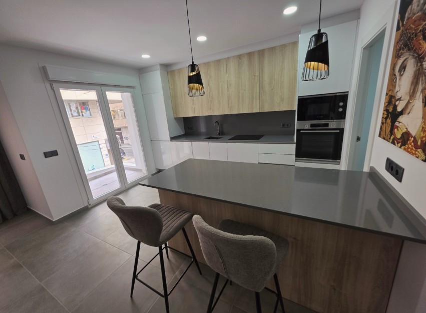 Herverkoop - Apartment - Torrevieja - Puerto