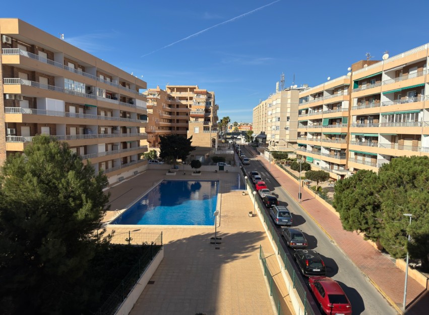 Herverkoop - Apartment - Torrevieja - Punta Prima