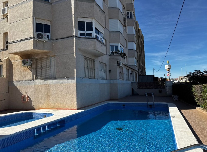 Herverkoop - Apartment - Torrevieja - Punta Prima