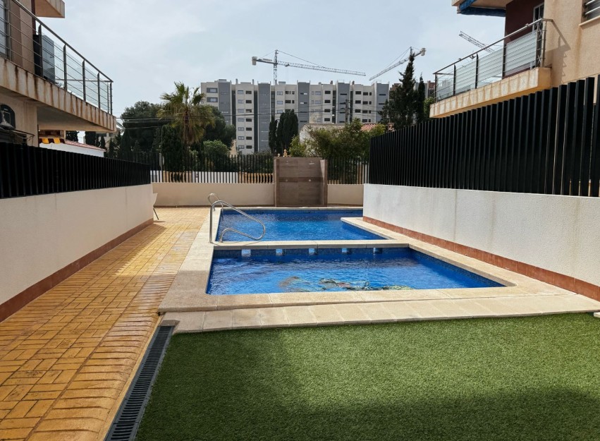 Herverkoop - Apartment - Torrevieja - Punta Prima
