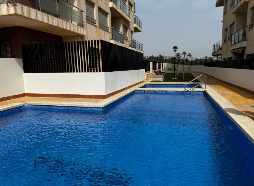 Herverkoop - Apartment - Torrevieja - Punta Prima