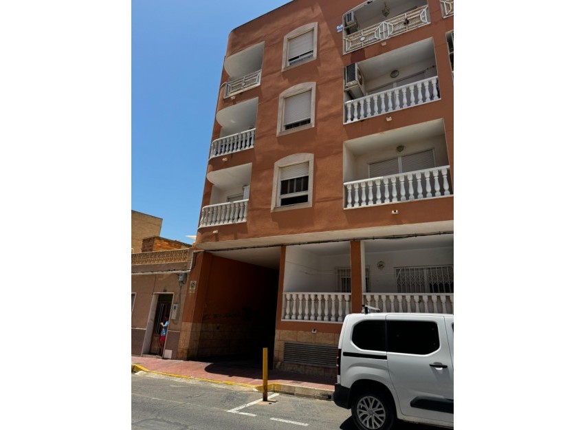 Herverkoop - Apartment - Torrevieja - Torrevieja Centro