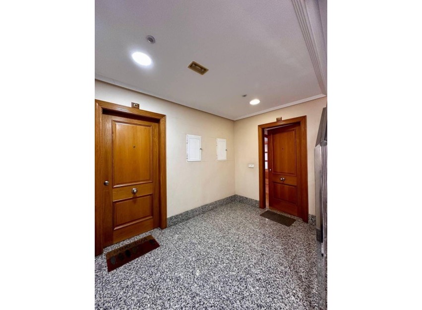 Herverkoop - Apartment - Torrevieja