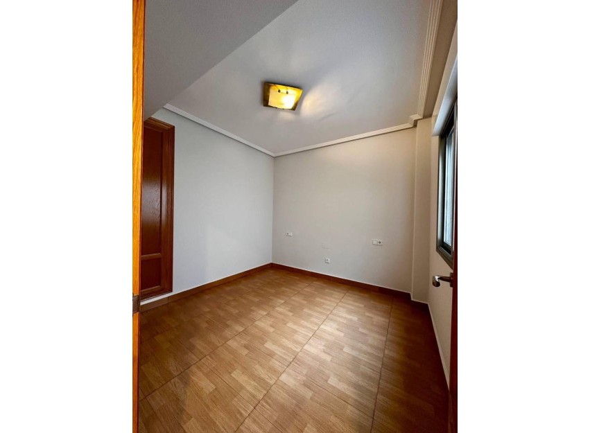 Herverkoop - Apartment - Torrevieja