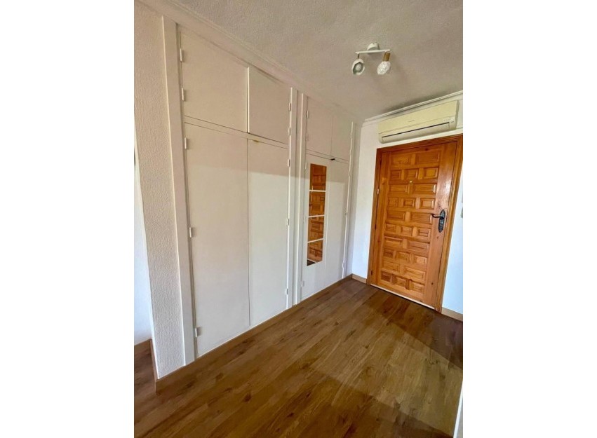 Herverkoop - Apartment - Torrevieja
