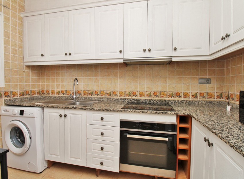 Herverkoop - Apartment - Villamartín - PAU 8