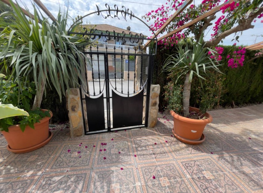 Herverkoop - Country House - Orihuela
