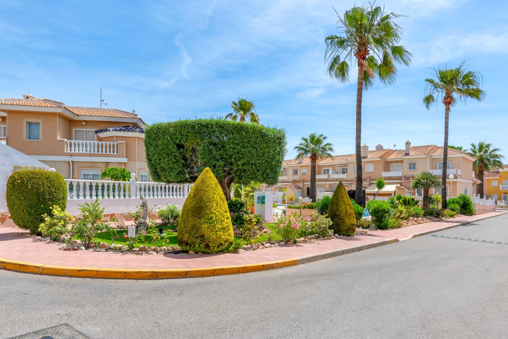 Herverkoop - Herenhuis - Ciudad Quesada - Doña Pepa