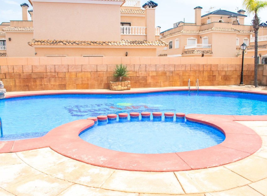 Herverkoop - Herenhuis - Orihuela Costa - Los Dolses