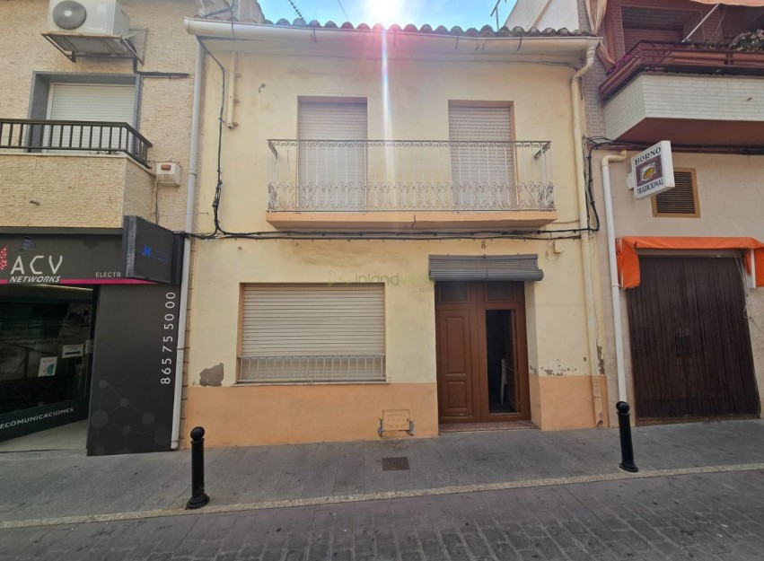 Herverkoop - Herenhuis - Salinas