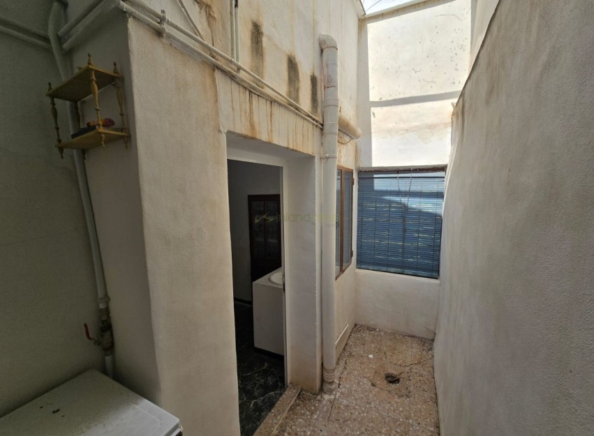 Herverkoop - Herenhuis - Salinas