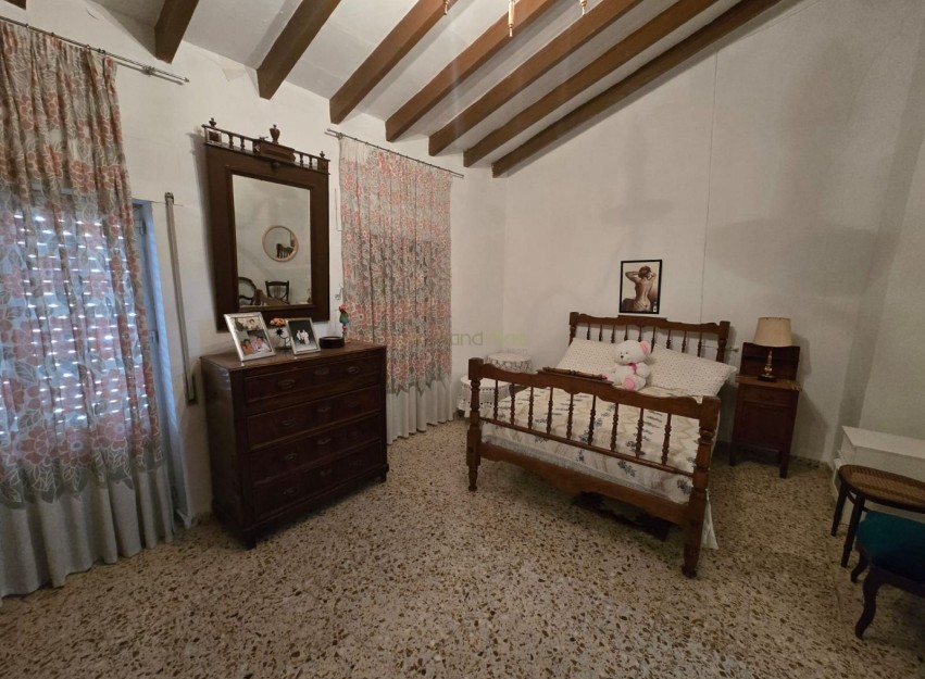 Herverkoop - Herenhuis - Salinas