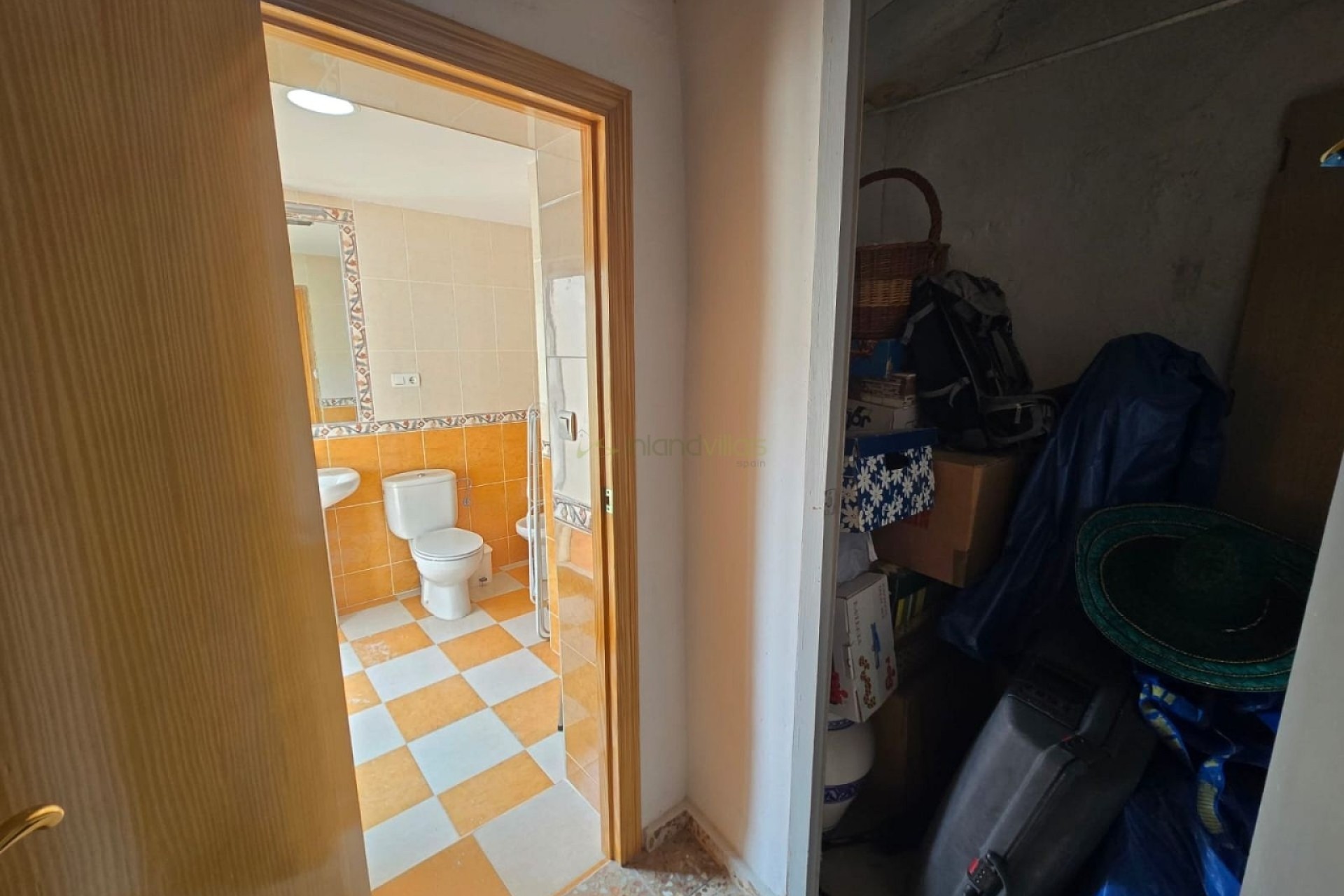 Herverkoop - Herenhuis - Salinas