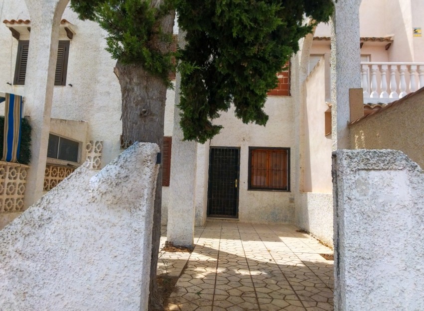 Herverkoop - Herenhuis - Torrevieja - Calas blanca