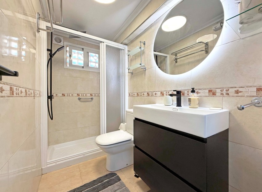 Herverkoop - Herenhuis - Torrevieja - La Mata