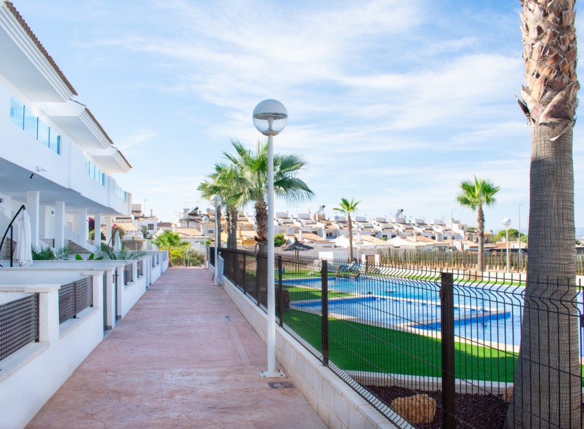 Herverkoop - Herenhuis - Torrevieja - Los Balcones