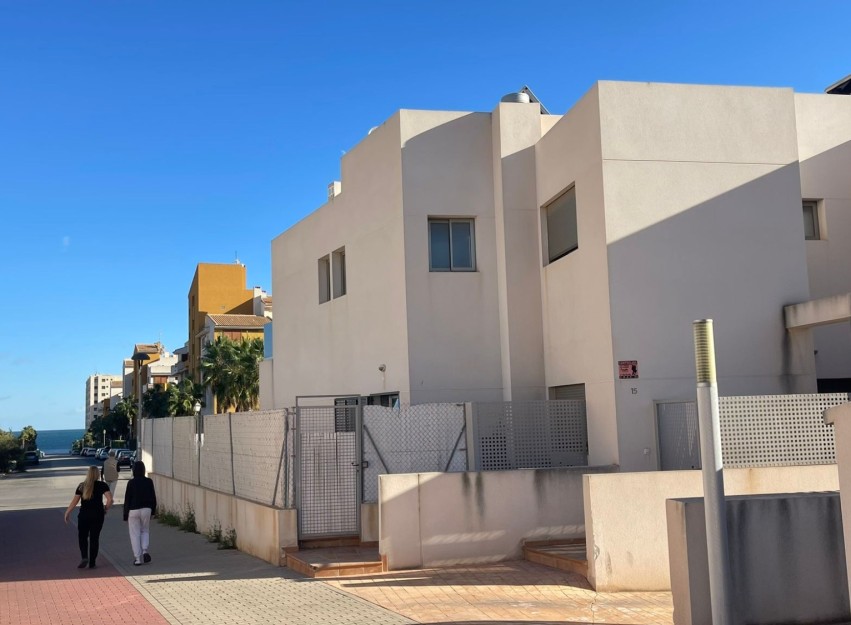 Herverkoop - Herenhuis - Torrevieja - Punta Prima