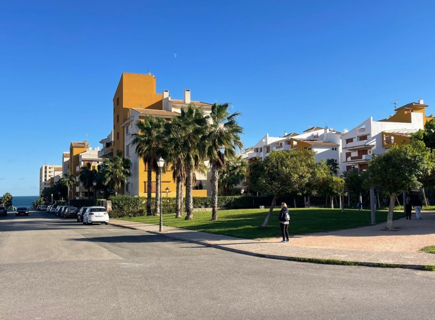 Herverkoop - Herenhuis - Torrevieja - Punta Prima