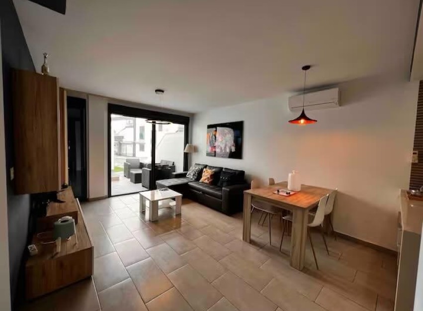 Herverkoop - Herenhuis - Torrevieja - Punta Prima