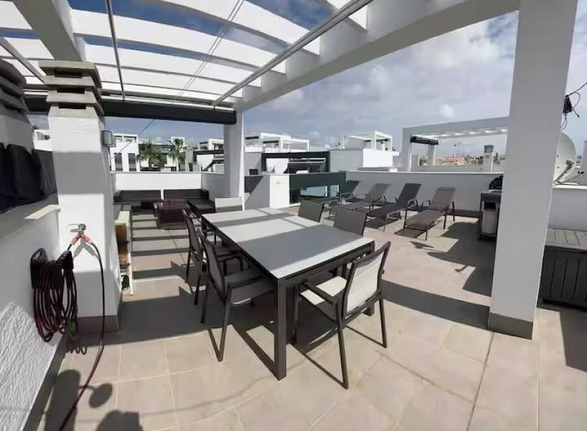 Herverkoop - Herenhuis - Torrevieja - Punta Prima