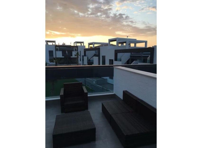 Herverkoop - Herenhuis - Torrevieja - Punta Prima