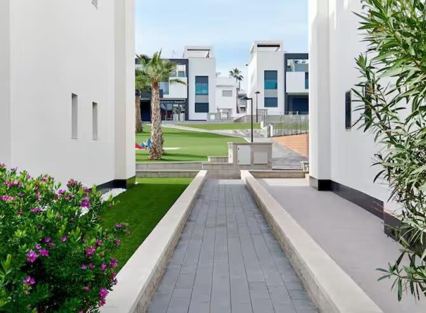 Herverkoop - Herenhuis - Torrevieja - Punta Prima
