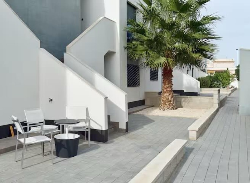 Herverkoop - Herenhuis - Torrevieja - Punta Prima