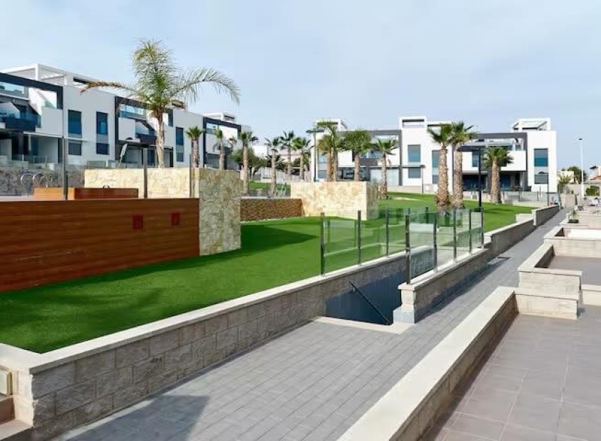 Herverkoop - Herenhuis - Torrevieja - Punta Prima