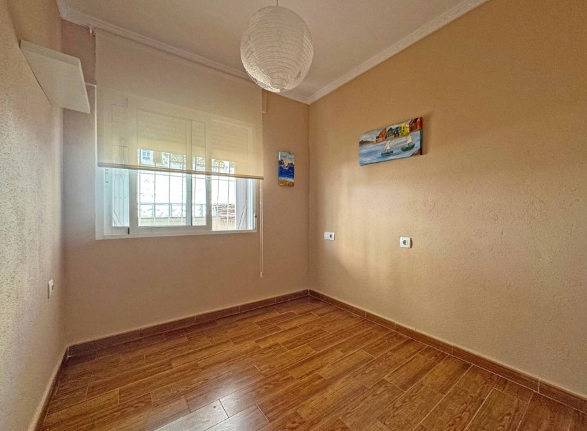 Herverkoop - Herenhuis - Torrevieja - Torrelamata - La Mata