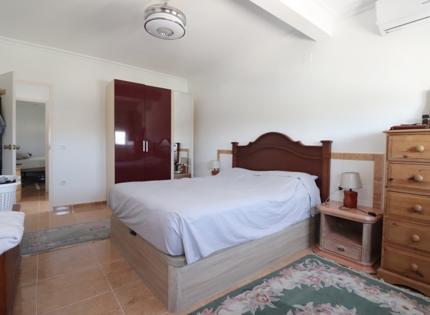 Herverkoop - Herenhuis - Torrevieja - Torretas