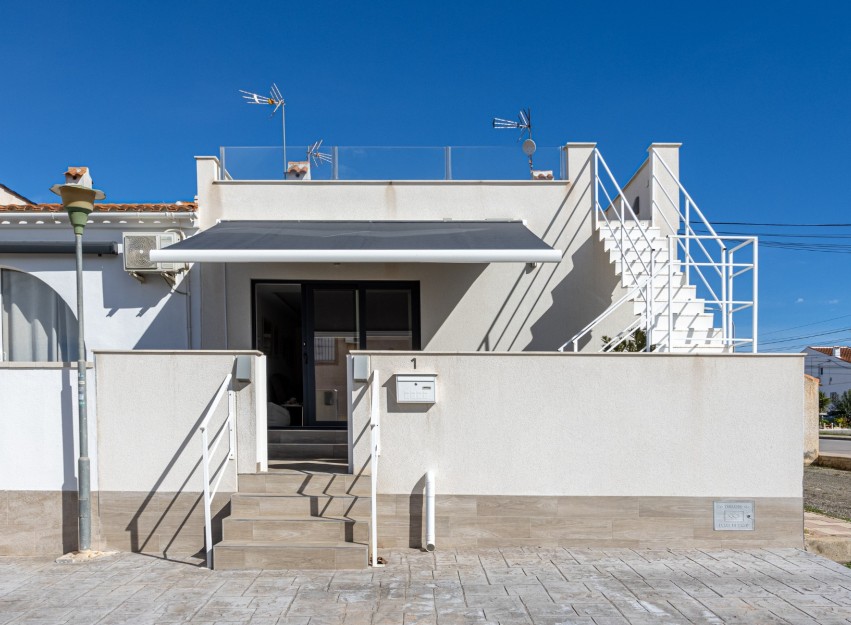 Herverkoop - Herenhuis - Torrevieja - Urbanización San Luis