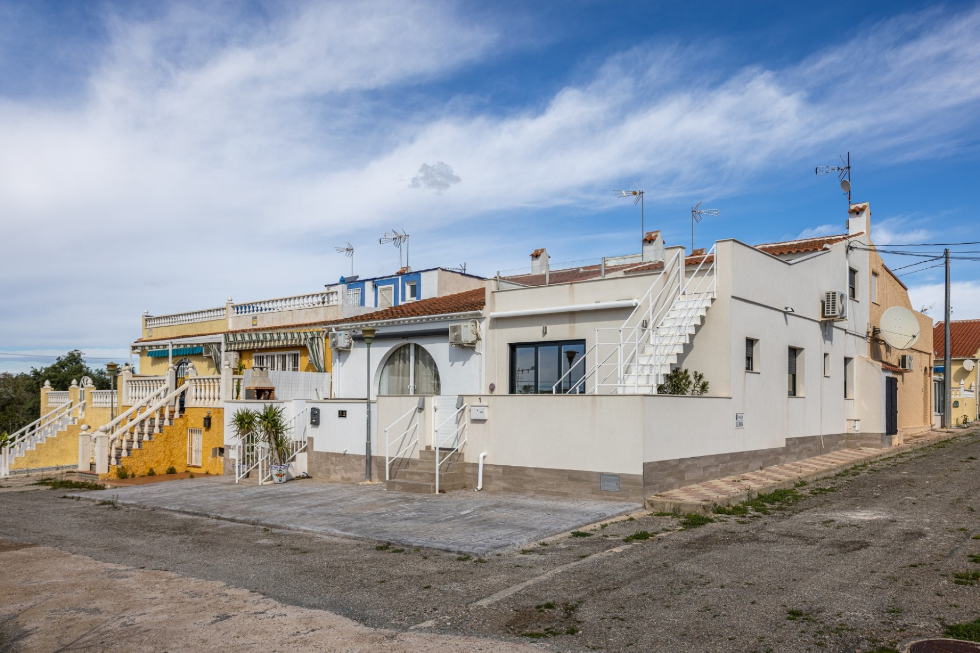 Herverkoop - Herenhuis - Torrevieja - Urbanización San Luis