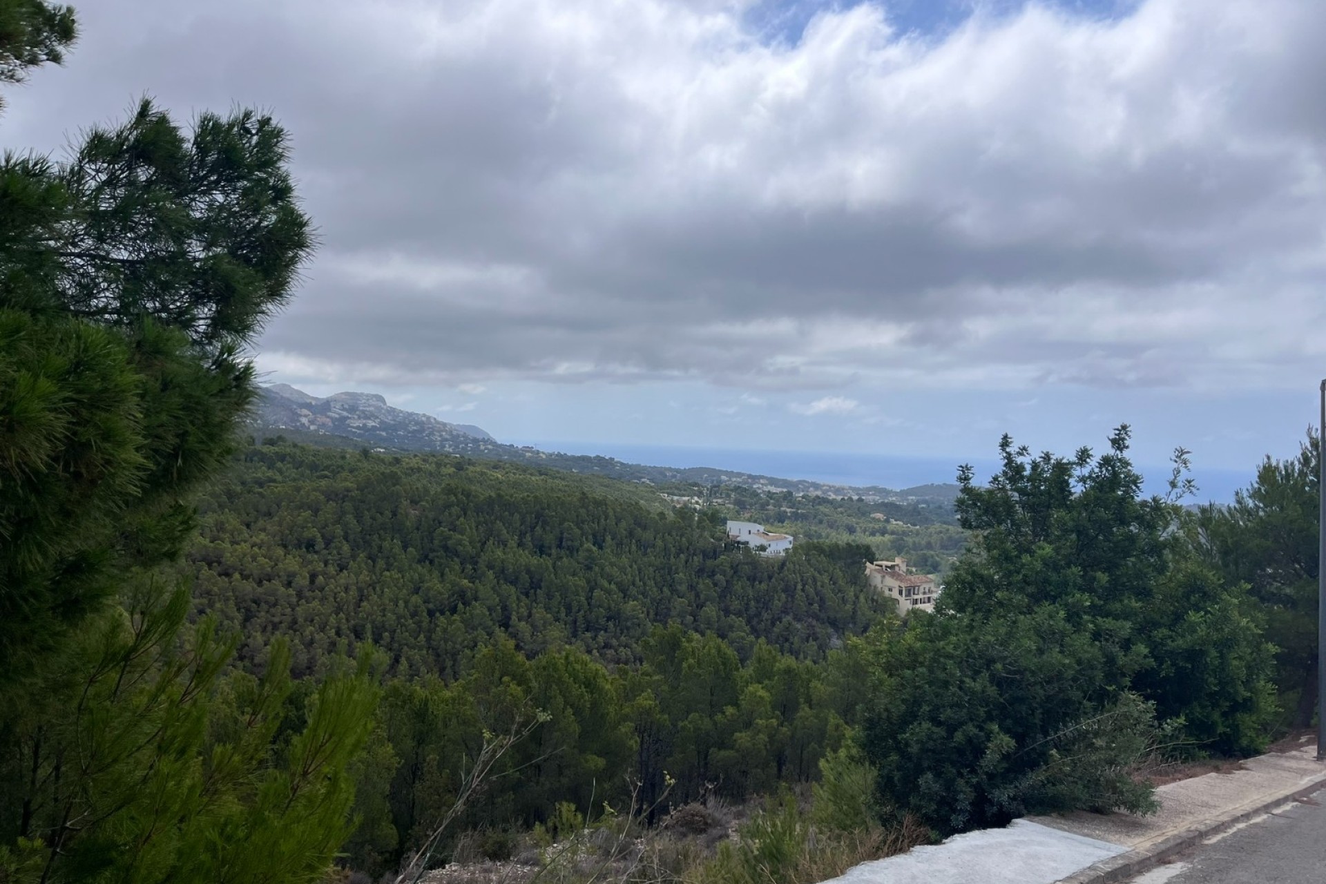 Herverkoop - Land - Altea - Sierra de Altea
