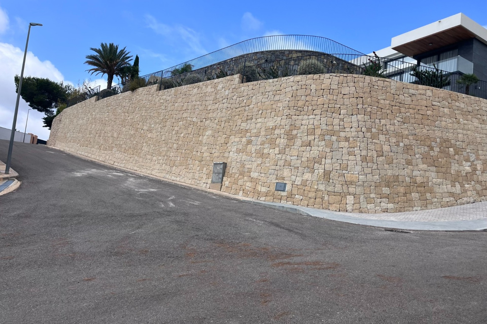Herverkoop - Land - Altea - Sierra de Altea